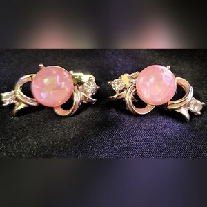 1950s Mid Century Coro Pink Confetti Clip On Earrings w/Clear Rhinestone Accents
